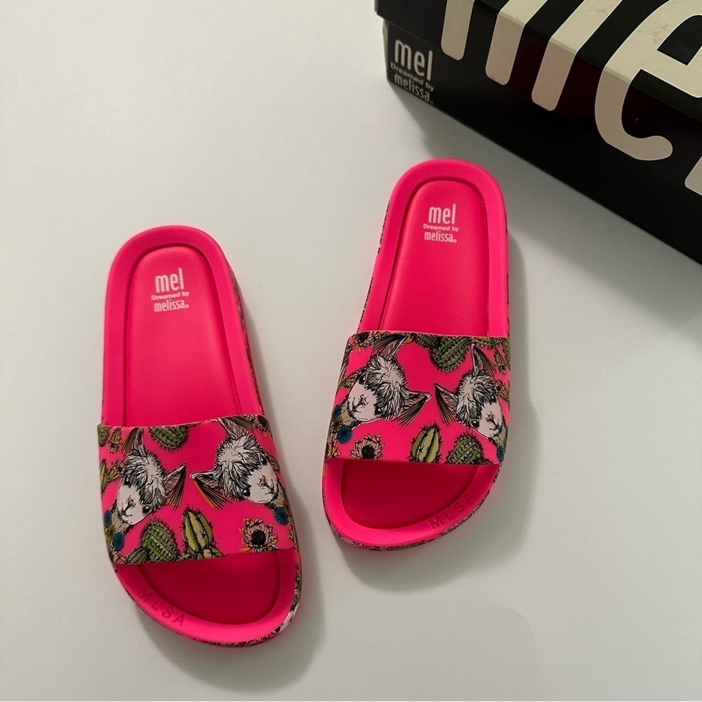 Mini Melissa Hot Pink Llama Cactus Print Slides